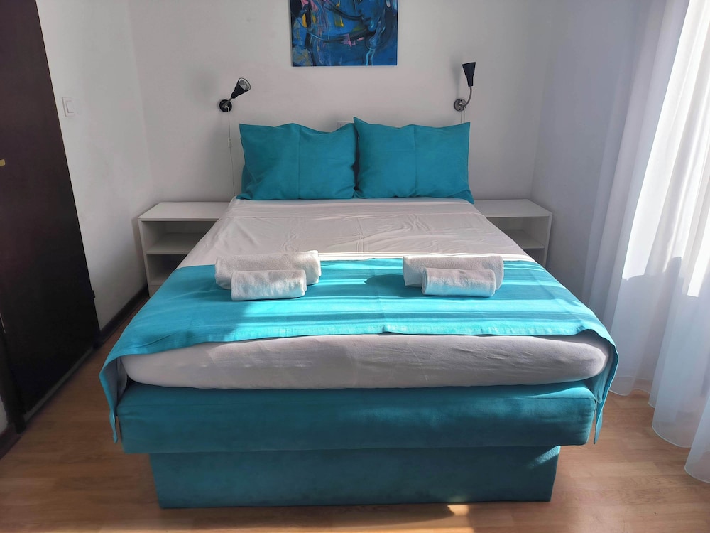 Omir Bed & Breakfast