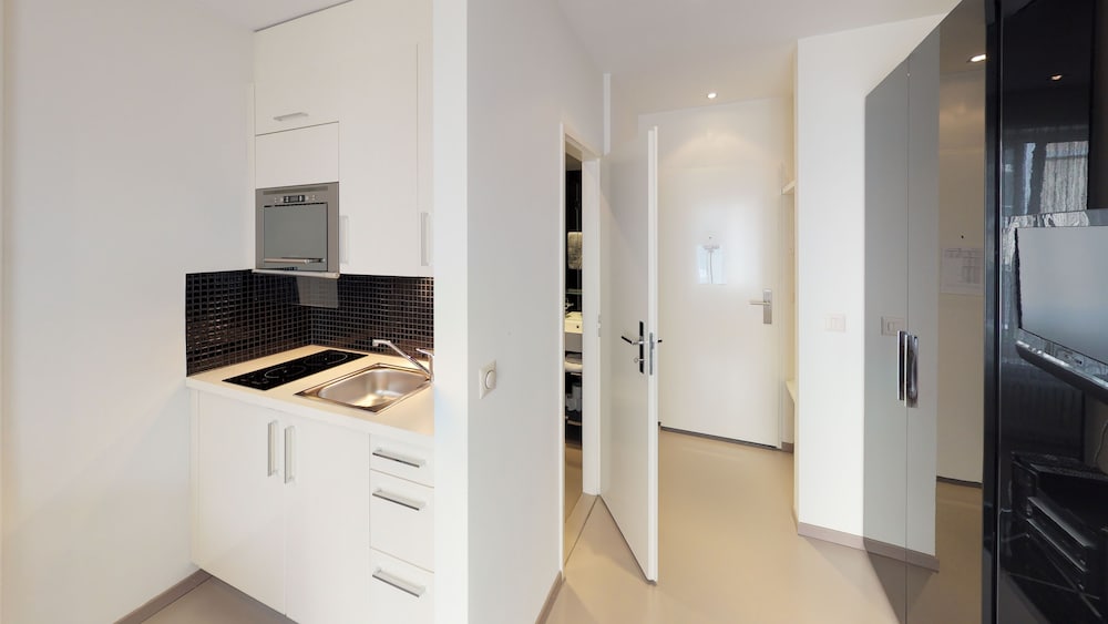 VISIONAPARTMENTS Zurich Waffenplatzstrasse