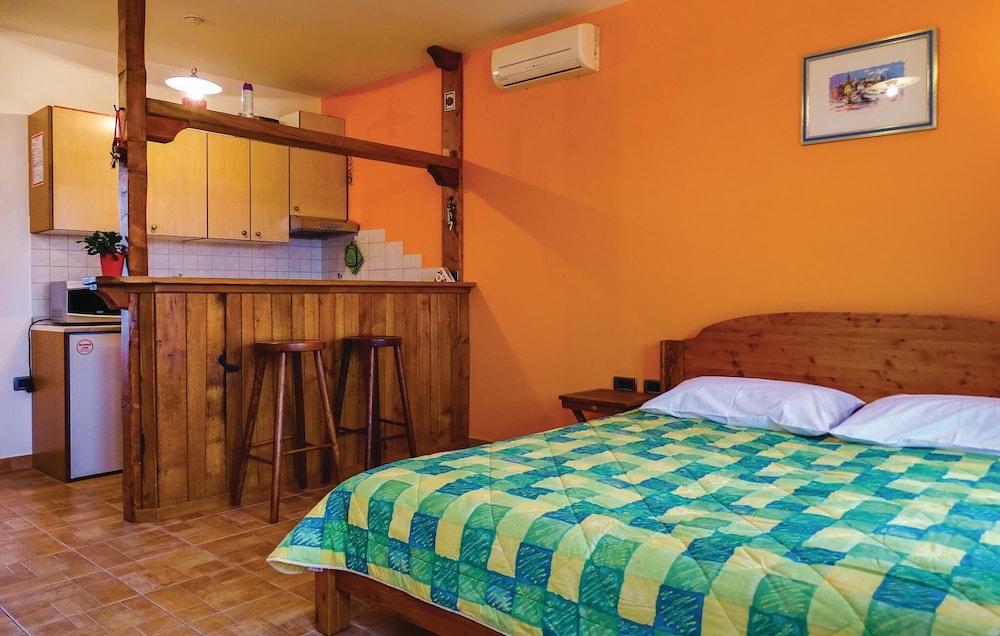 Stunning Home in Smarje With Wifi and 0 Bedrooms view 3