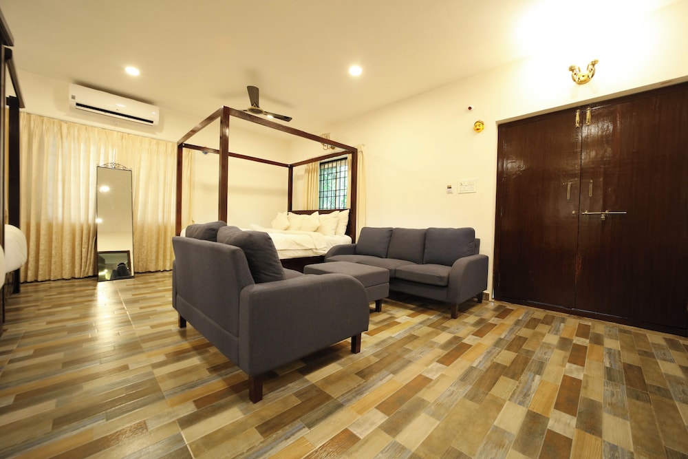 Brown Town Resort & Spa