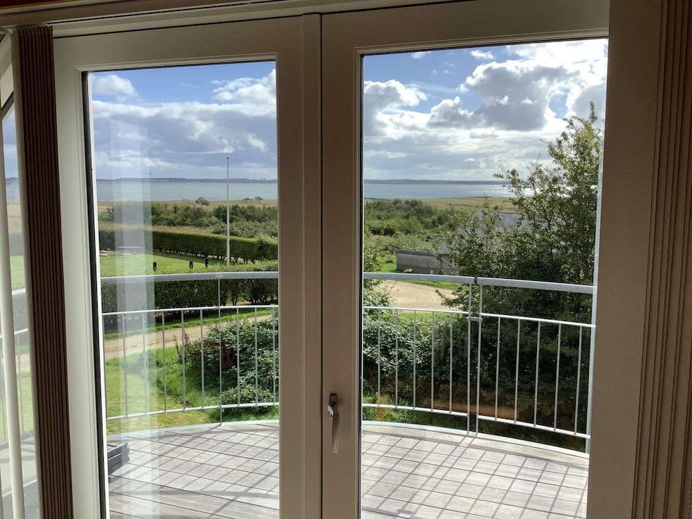 6 Person Holiday Home in Oster Assels