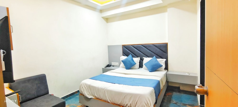 Hotel Krishna Park