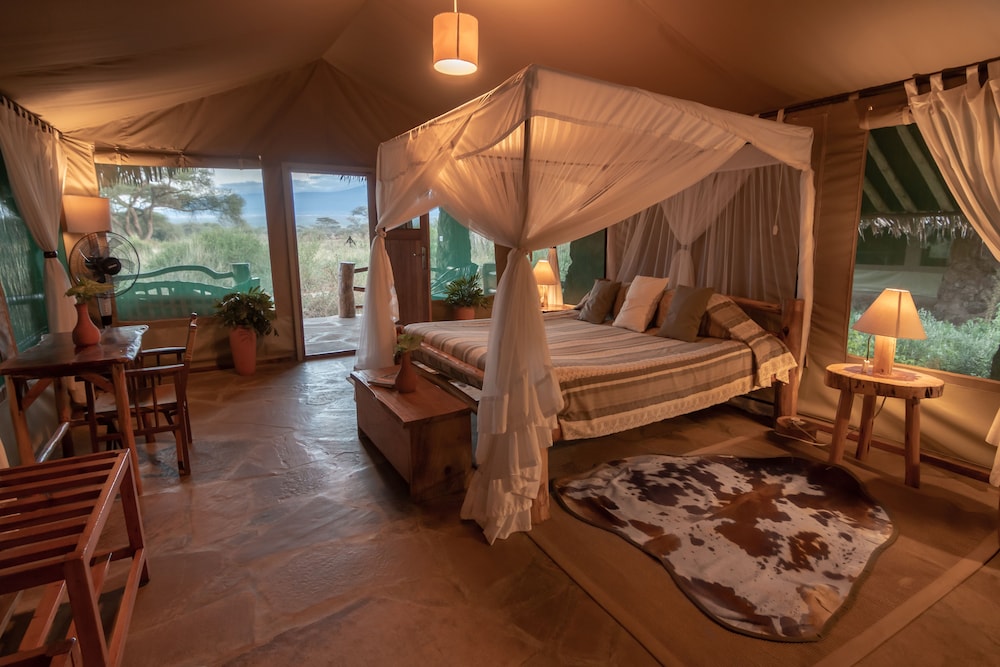 Kibo Safari Camp