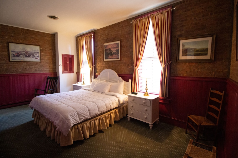 Beekman Arms and Delamater Inn