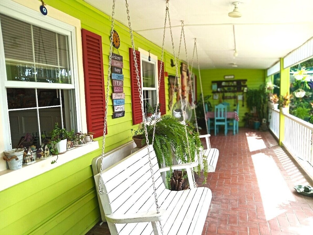 Madie's Place view 4