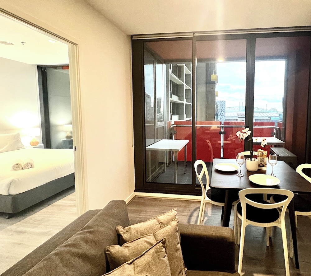 ReadySet Apartments at Upper West Side