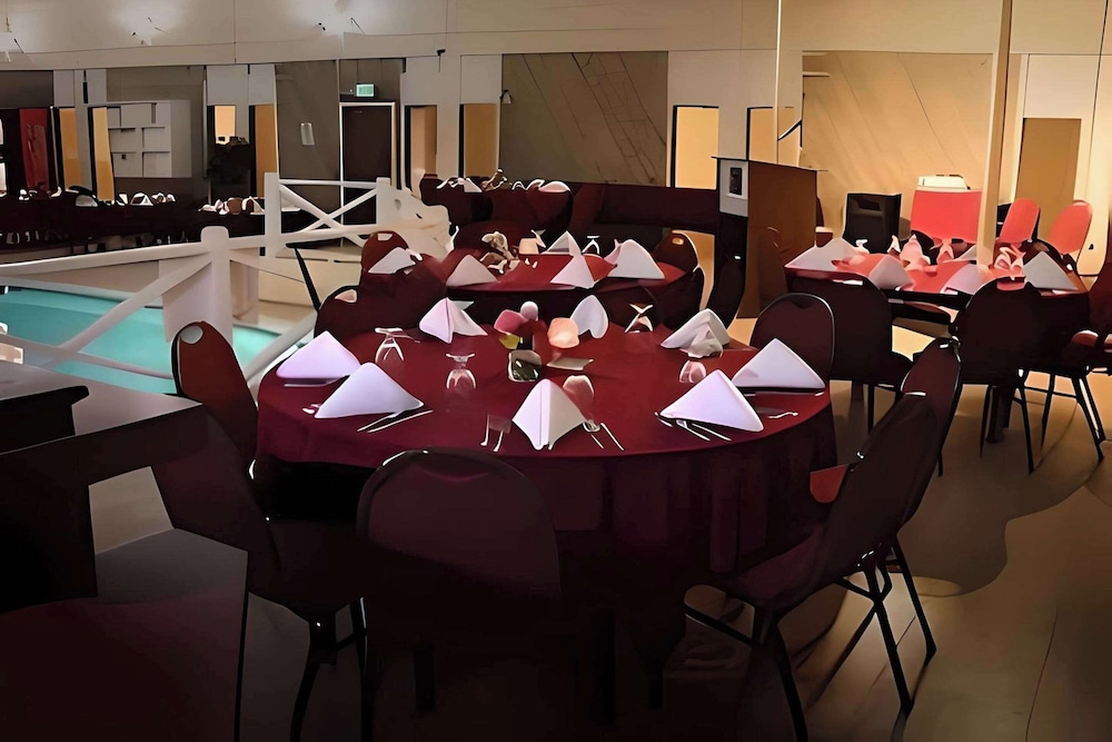 meeting & event spaces
