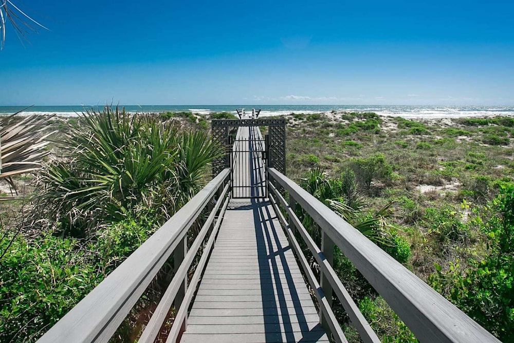 Sea Haven 512