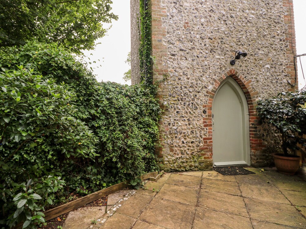 Hapton Folly