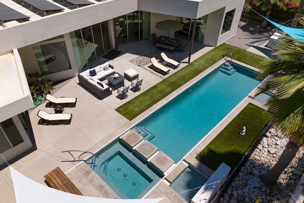 Villa Valentina by Avantstay Pool Hot Tub Views Luxury Design
