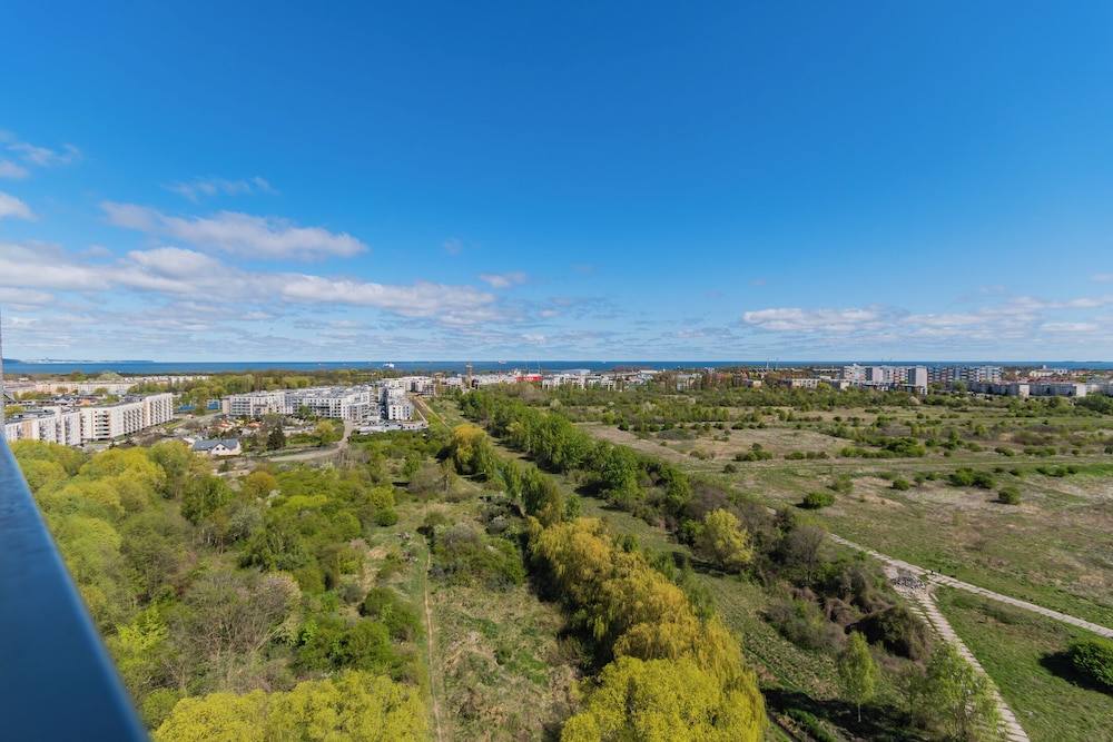 Horizon 34 by Grand Apartments