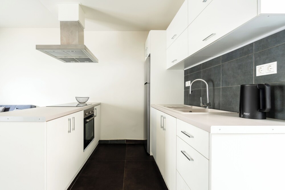 Elysee apartment 9A