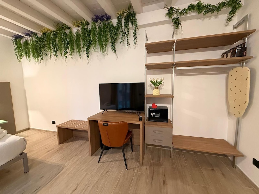5 Terre hub suite