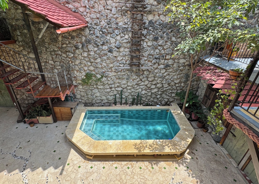Casa del Tunel Hotel Lodge
