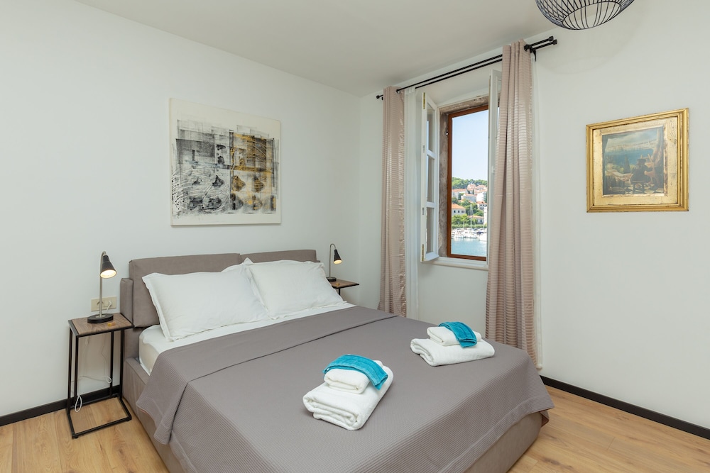 Boutique Villa Root