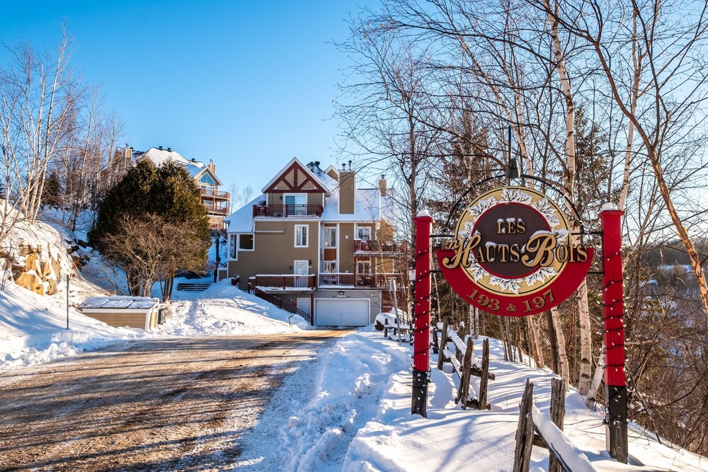 Les Haut Bois Condominiums -RVMT