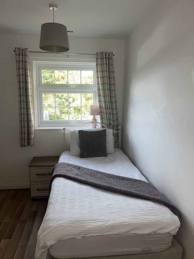 Carlisle - Apartment - Sleeps 5 - Pet-friendly view 3