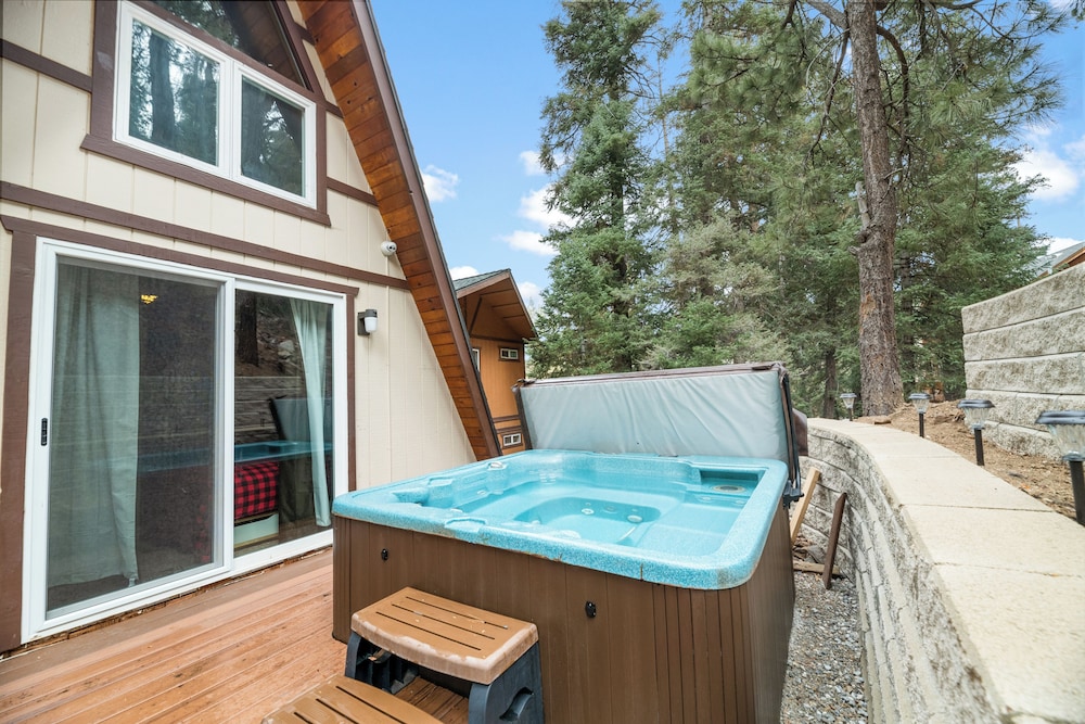 Big Bear Lake Vacations - Bear Mountain Summit - Property Image 7