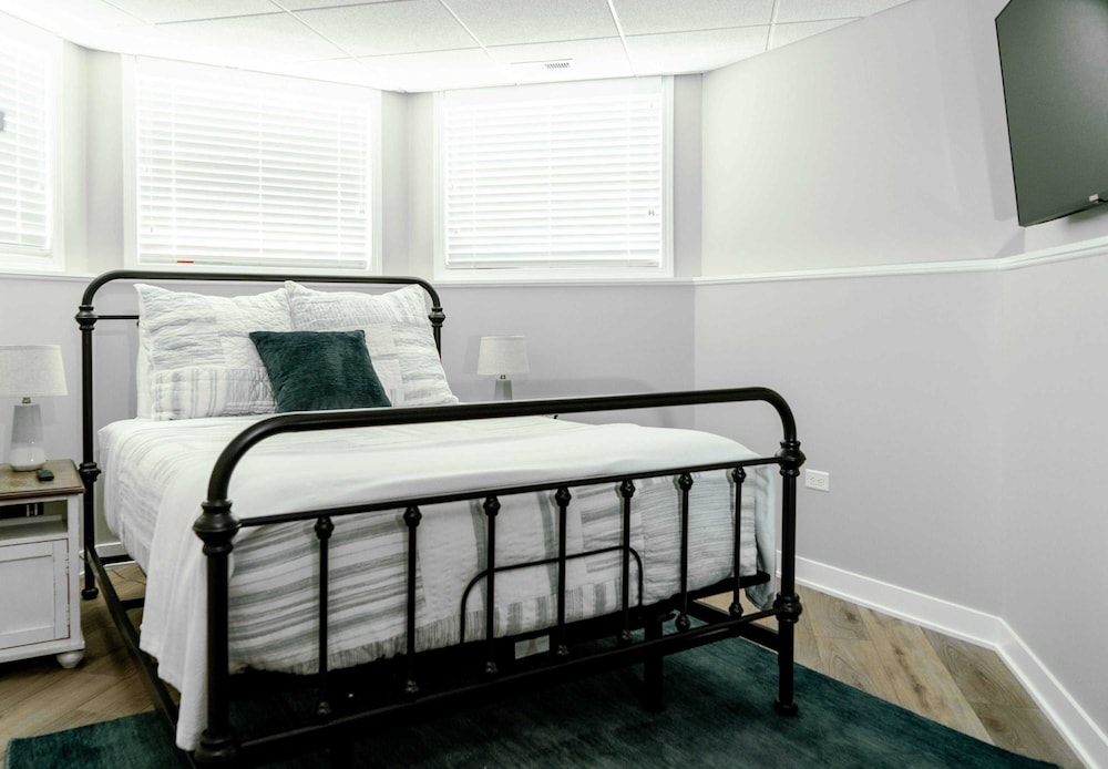 Tranquil Family Retreat - for 10!