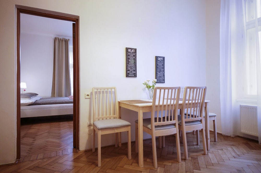 Angel City Apartments