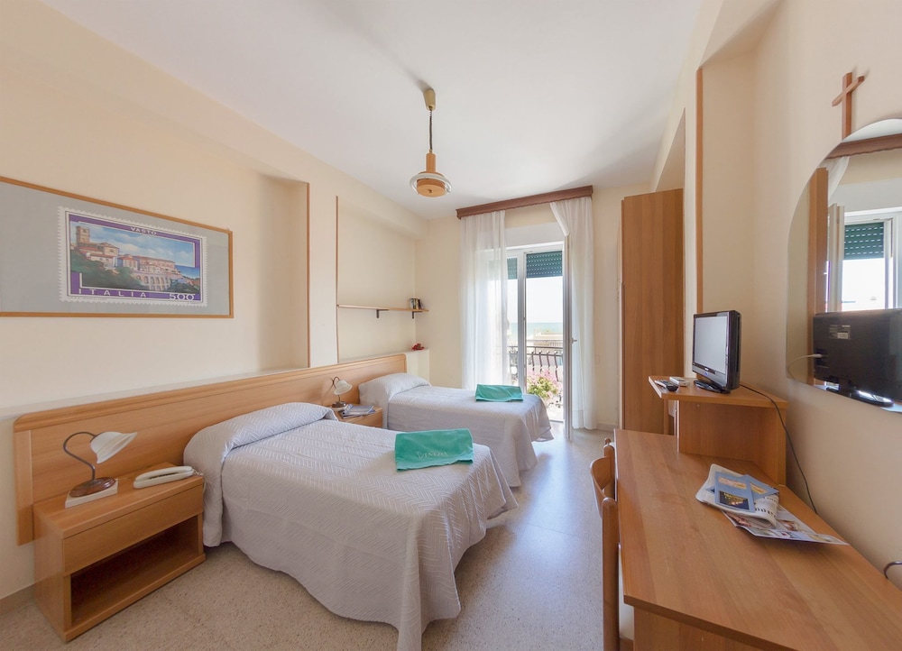 Hotel Venezia Vasto view 2