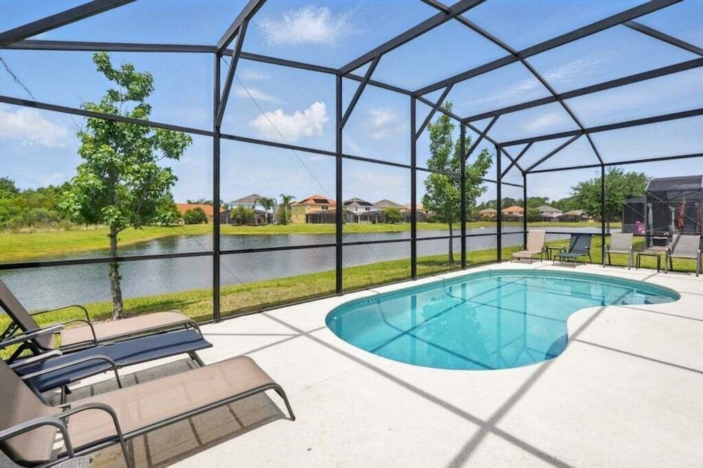 Lake Side View Private Pool Home In Resort! 10 Bedroom Villa