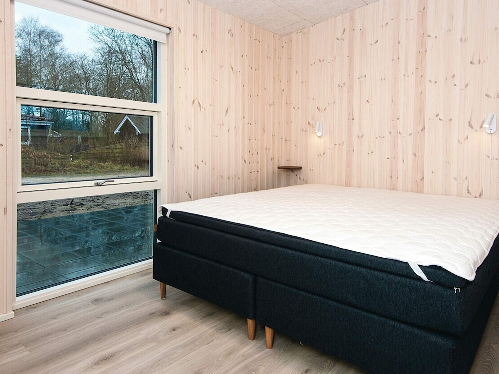 5 Star Holiday Home in Orsted
