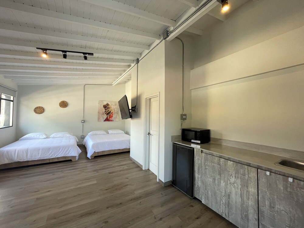 Alojamiento pet-friendly en Medellín, sector Laureles