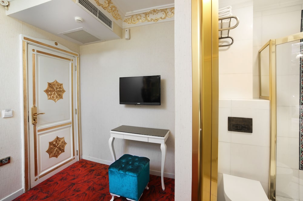 Beyaz Monarch Otel - Image 6