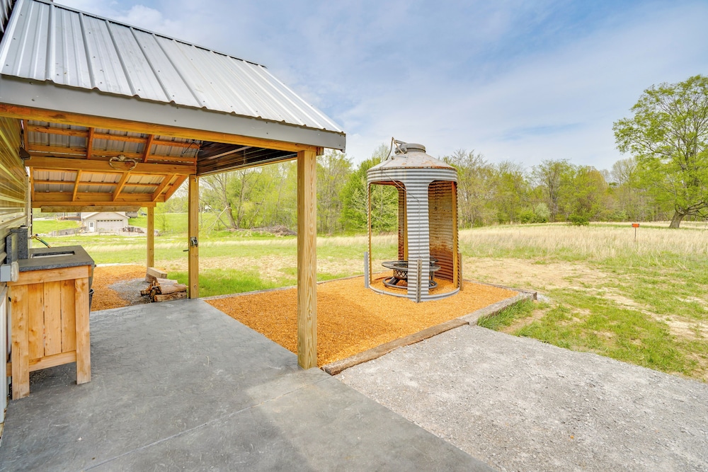 5 Mi to Lake Barkley: Secluded Retreat in Kuttawa