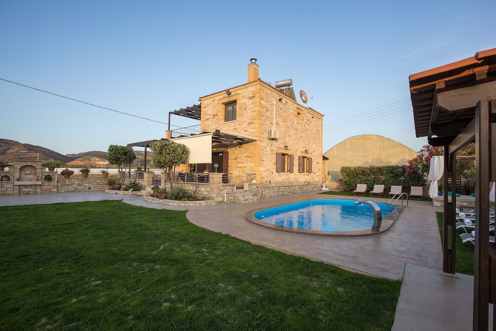 Villa Archontissa