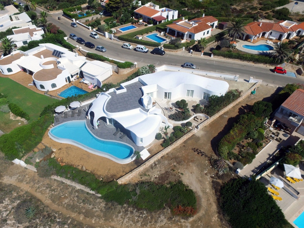 Villa Gaudina - Villa With Private Pool. Free Wifi