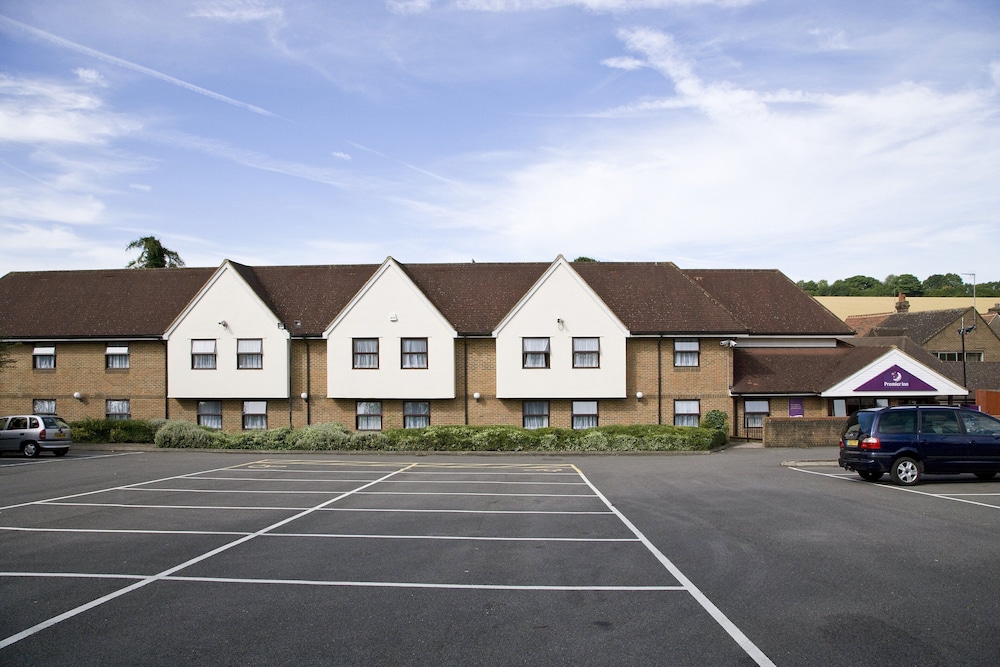 Premier Inn Dunstable South A5 4