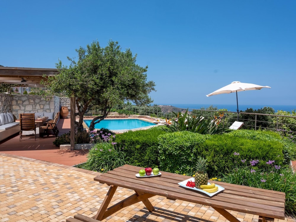 Luxury Villa Hara With Private Pool
