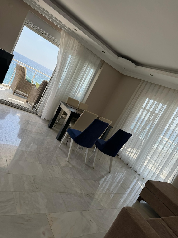 Alanya Cebeci VIII Family Style