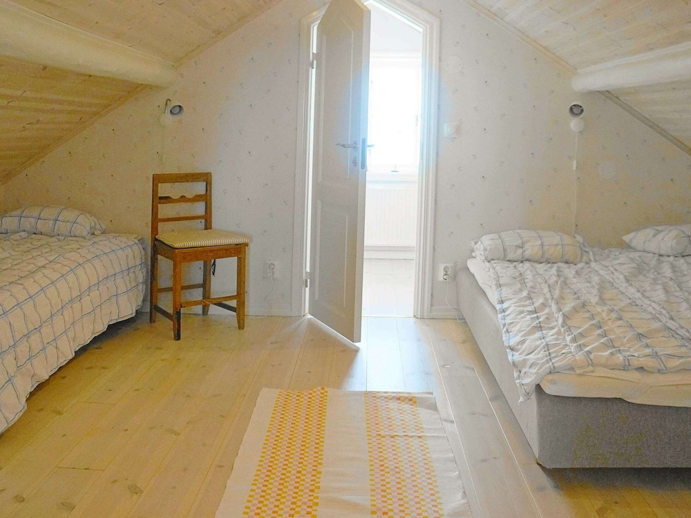 Holiday Home in HÃ¤lleviksstrand view 3