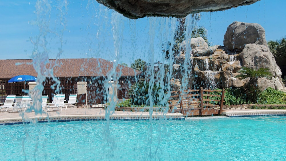 Portside Resort D1: Gulf Retreat With Pools, Beach & Family Adventures!