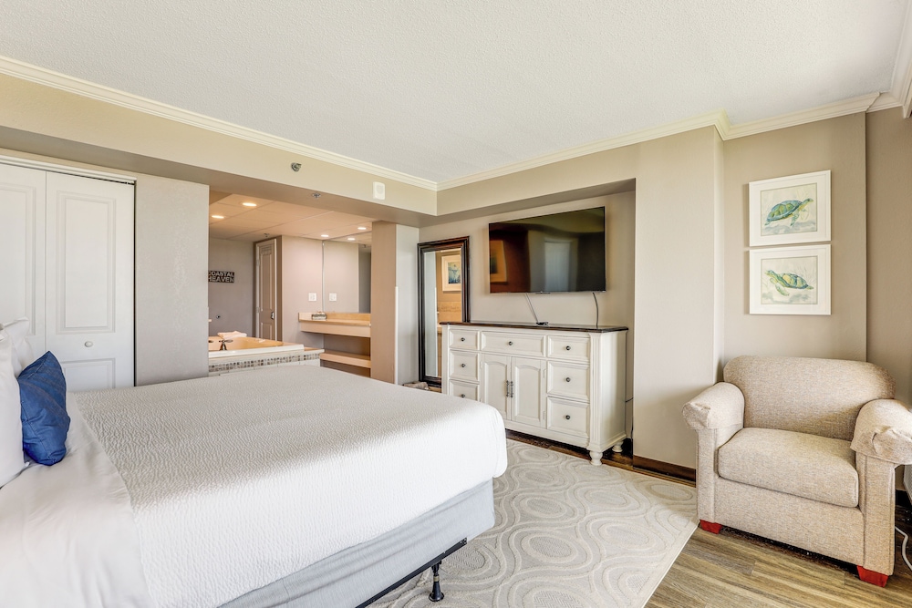 Balcony + Resort Perks: Myrtle Beach Escape
