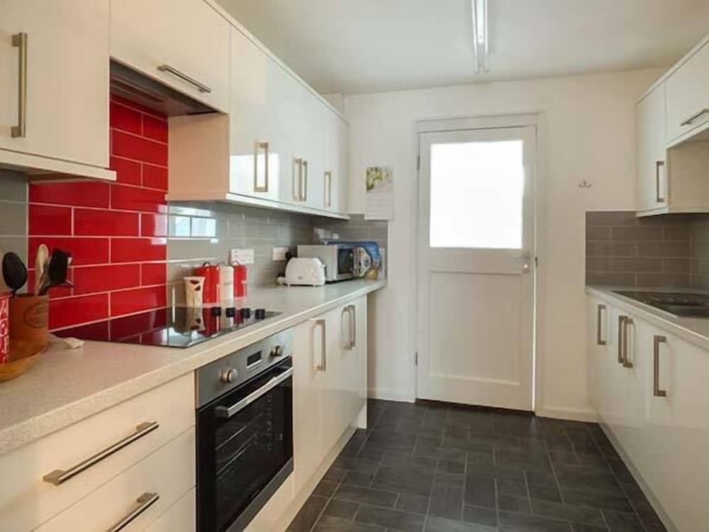 Spurling Cottage view 5