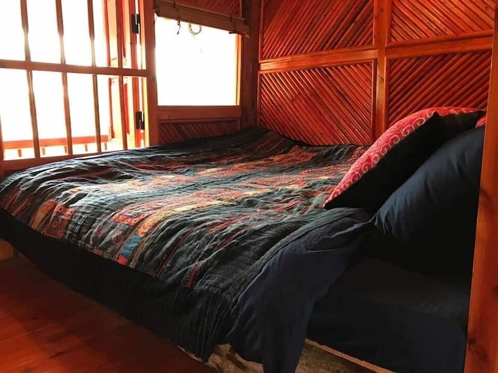 Indigo Snail Boutique Hmong Homestay - Hostel view 3