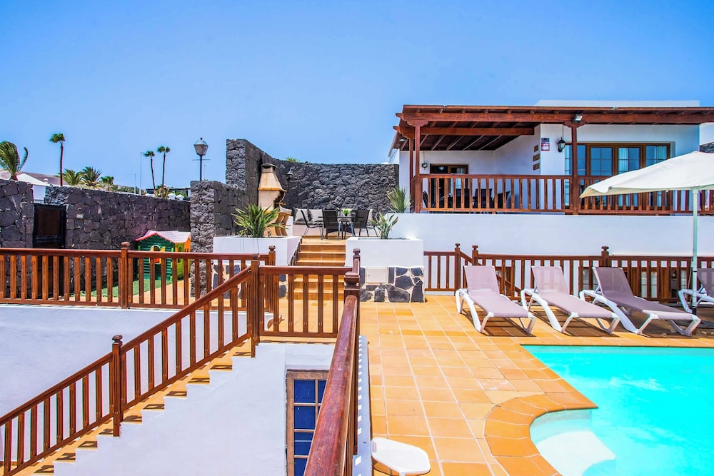 Villa Amina