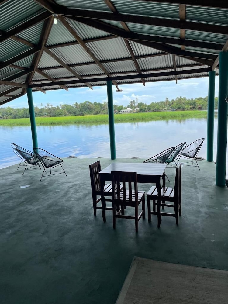 The Secret Eco Lodge