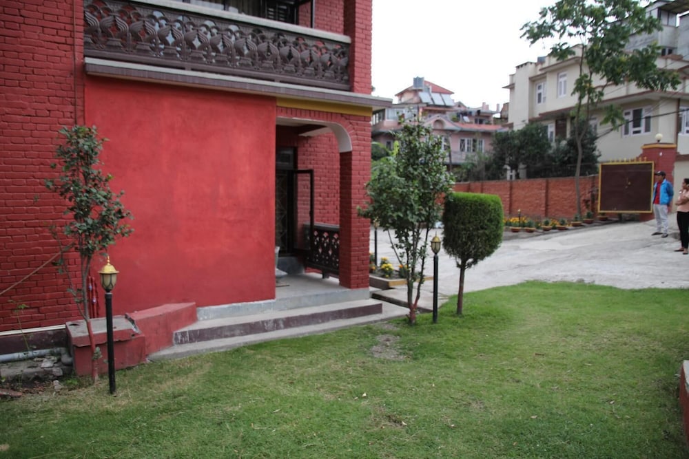 Guheswori bed and breakfast