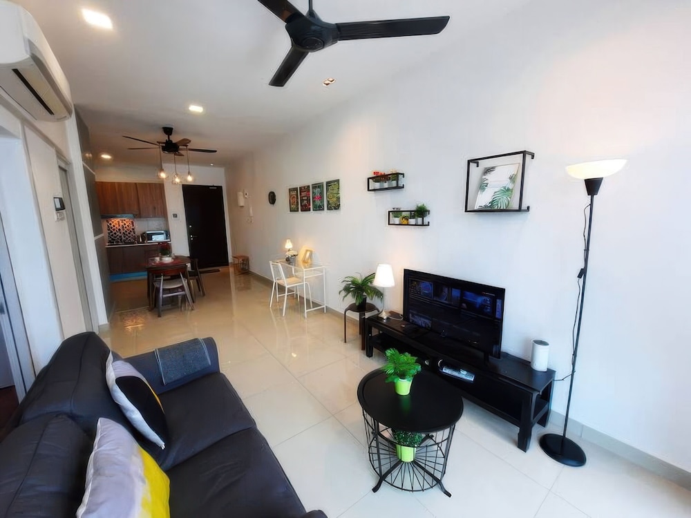 Ciao Pacific 63 Residence Apartments
