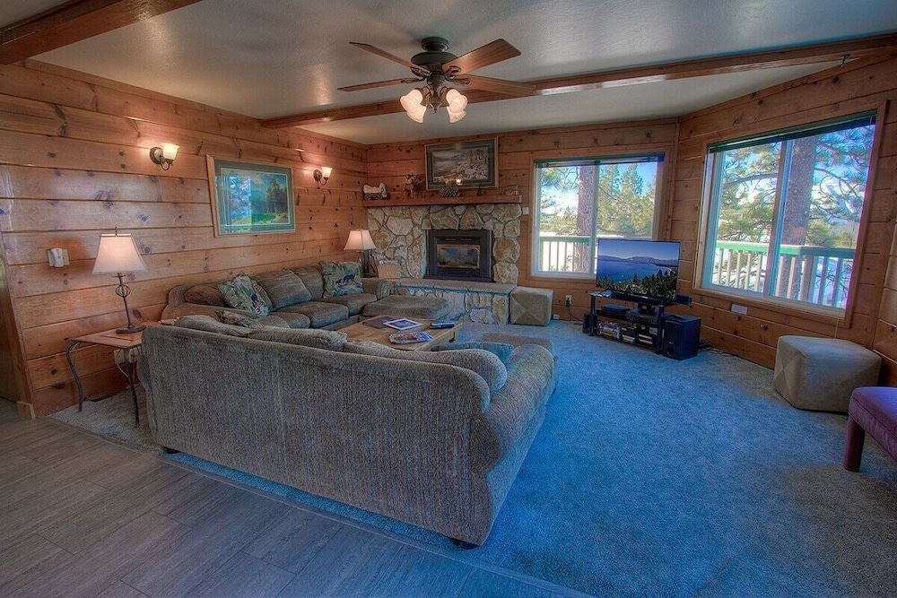 Hch1475 - Heavenly Lake View Retreat 5 Bedroom Home