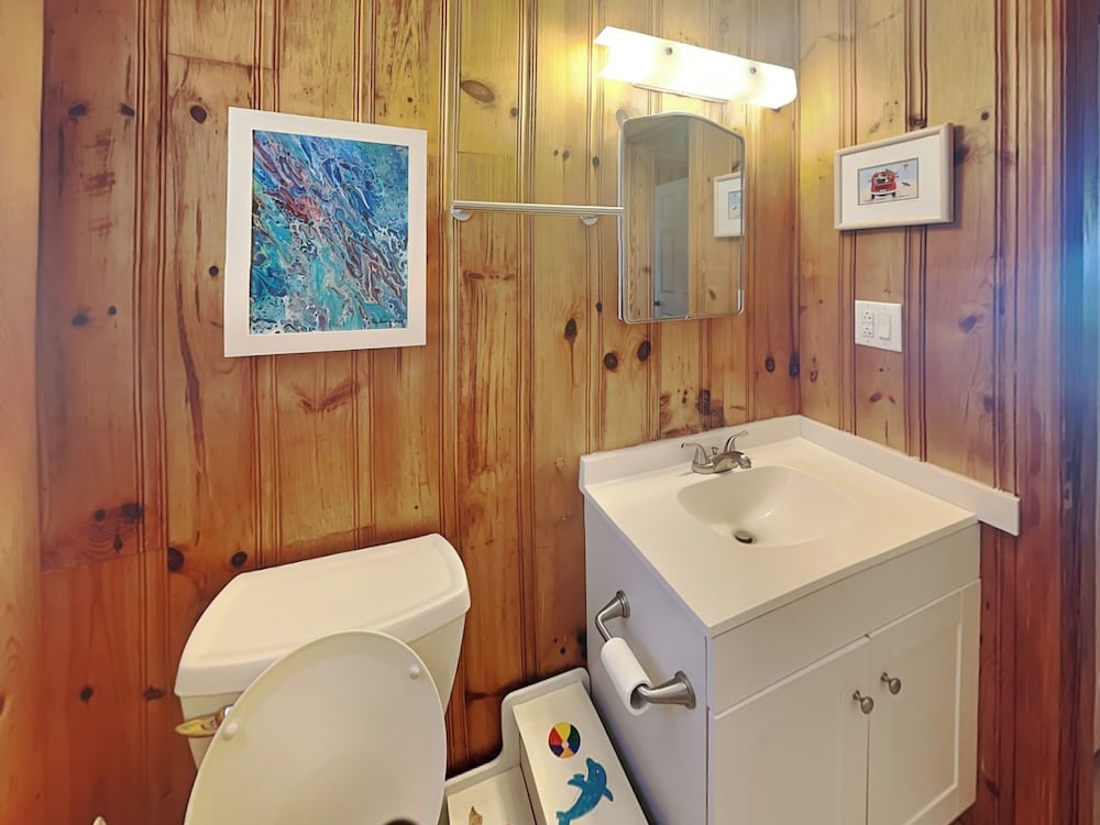 Mamaw's Spot by Topsail Realty