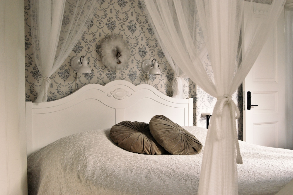 Okens Bed & Breakfast
