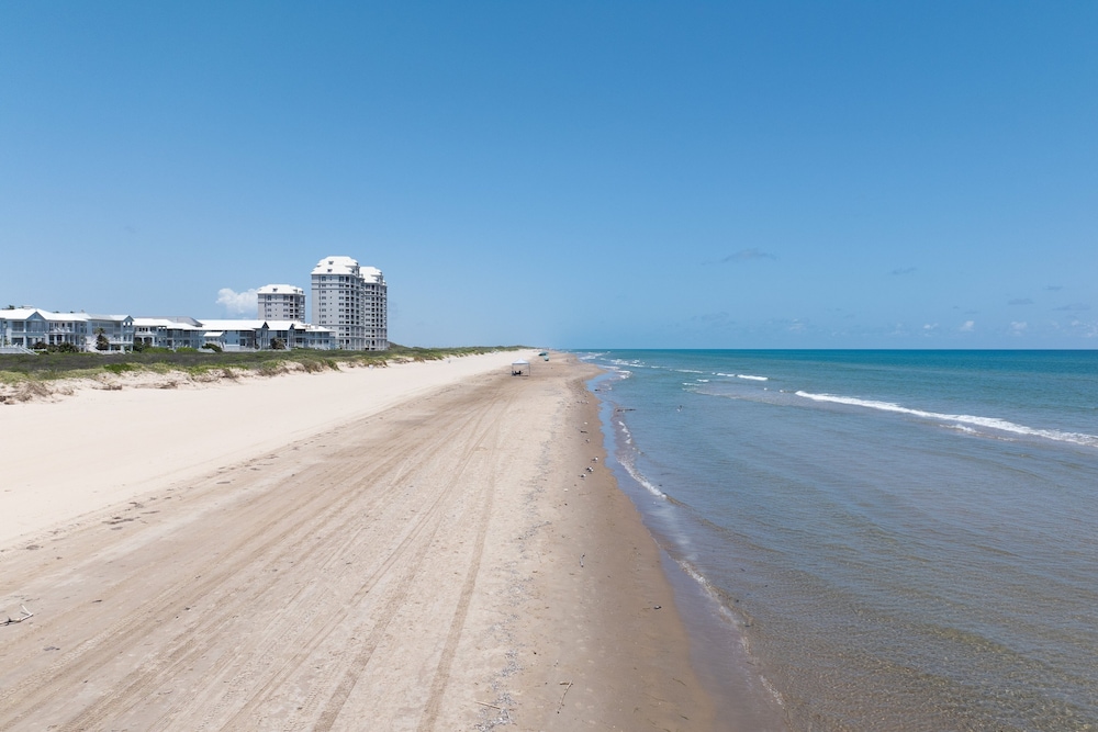 Sea Breeze Cottage - Private Home At The Shores 3 Bedroom Home