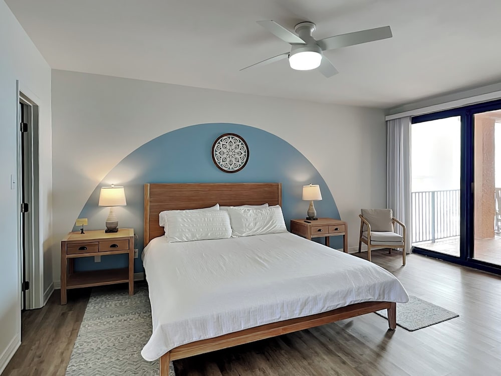 Four Seasons #701E by Southern Vacation Rentals