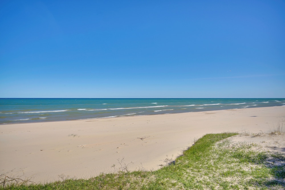 Private Beach on Lake Michigan: Oostburg Home